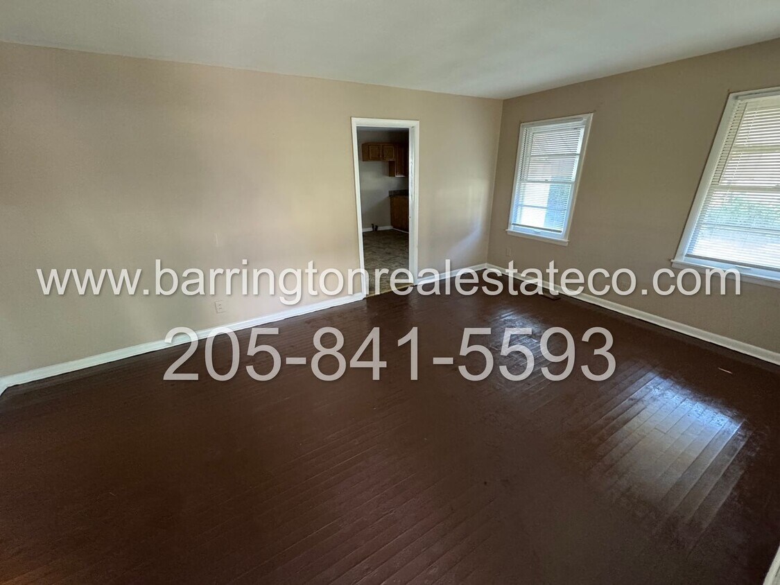 Building Photo - 931 Dartmouth Ave