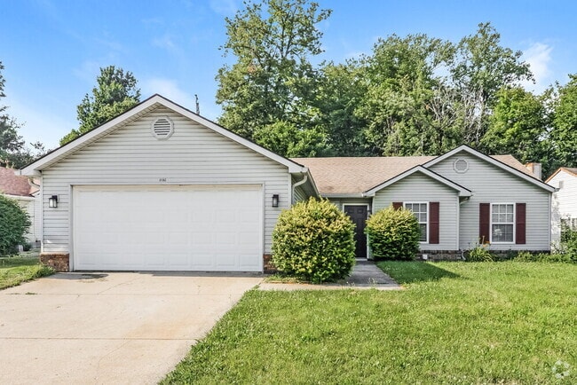 Building Photo - 8880 Woodpointe Cir