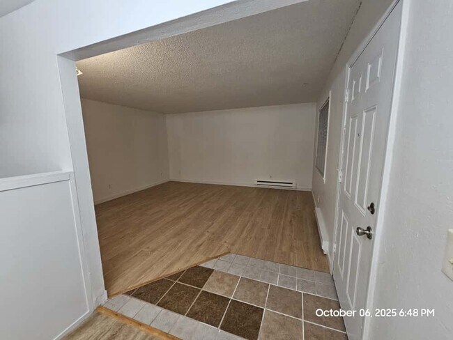 Foto del edificio - 36 NE Lombard St