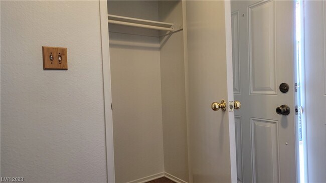 Building Photo - 3387 Racquet St