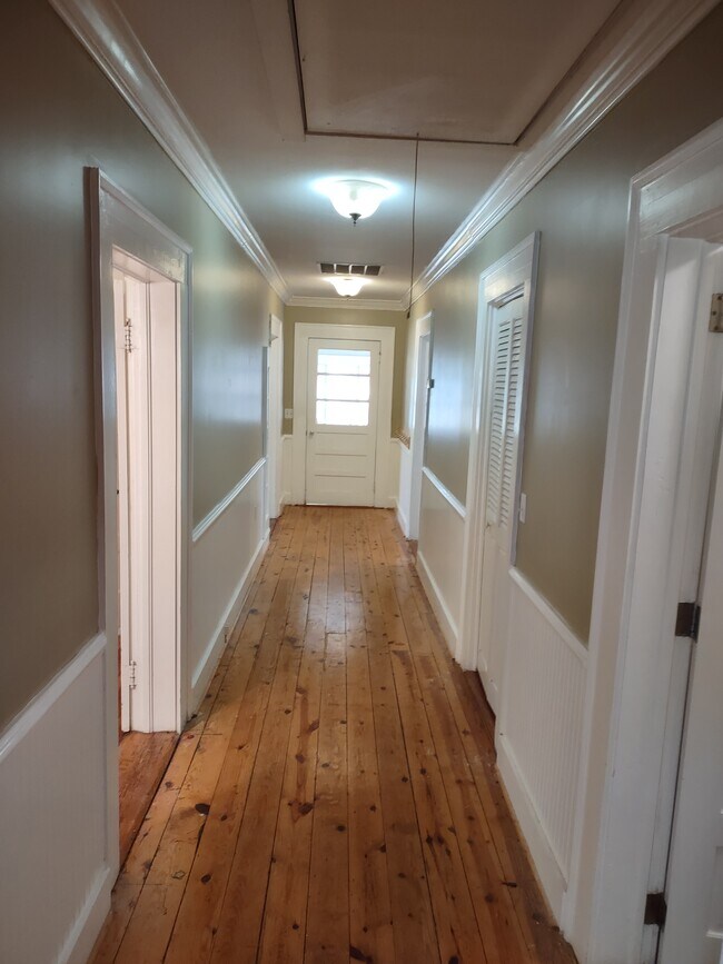 Foto del edificio - 2004 Toll Gate Rd