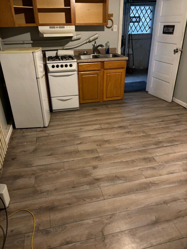 Foto principal - 6134 S Saint Lawrence Ave