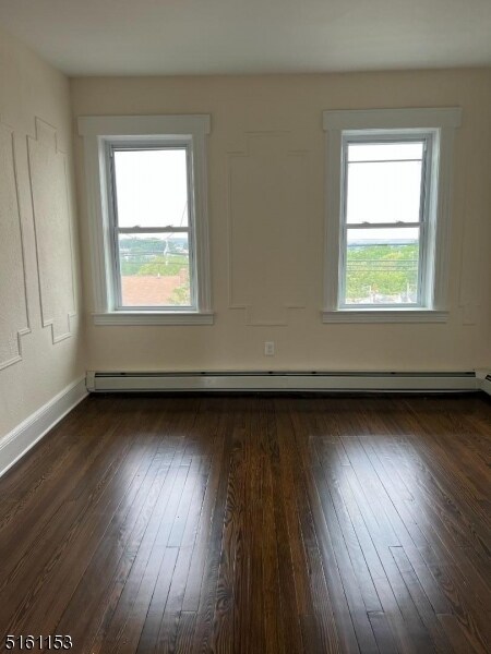 Foto del edificio - 344 Macarthur Ave, Unit 3
