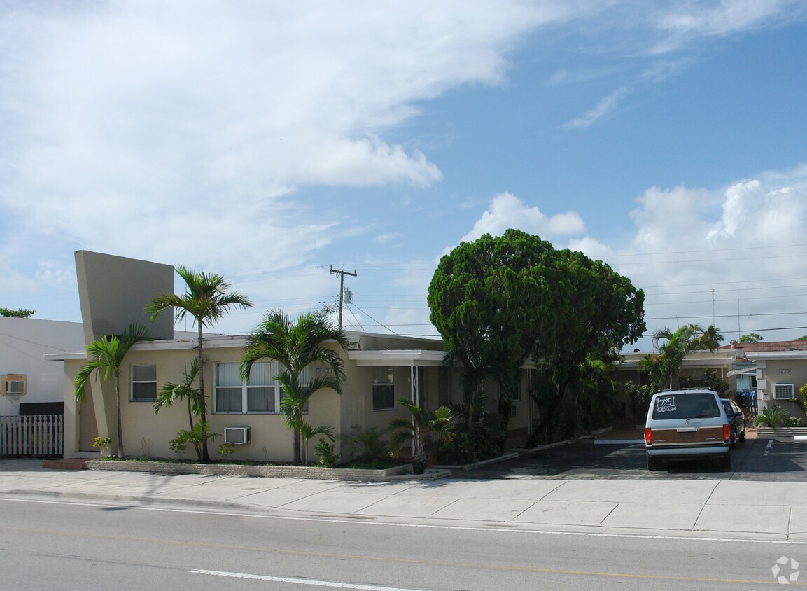 6124 Pembroke Rd, Miramar, FL 33023 Apartments in Miramar, FL