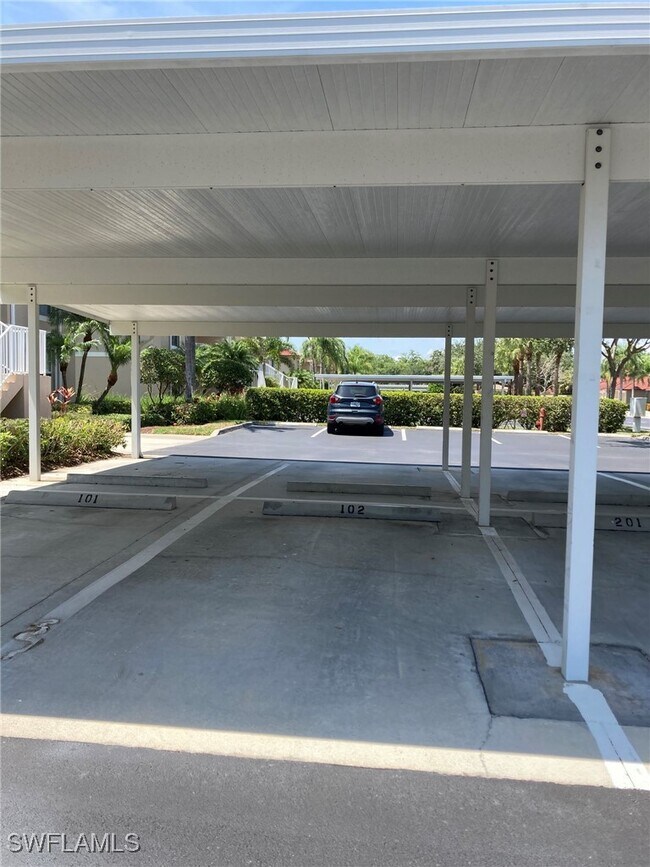 Foto del edificio - 2855 Cypress Trace Cir