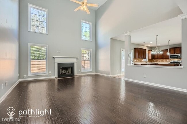 Building Photo - 4 br, 4 bath House - 5835 Buckner Creek Dr...
