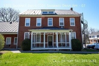 Building Photo - 3105 Shawnee Dr