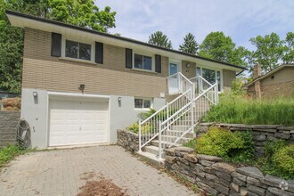 Building Photo - 41 Beechwood Dr