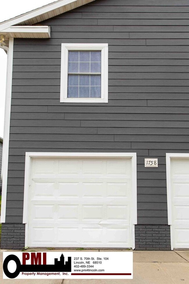 Building Photo - 1758 N 27th St