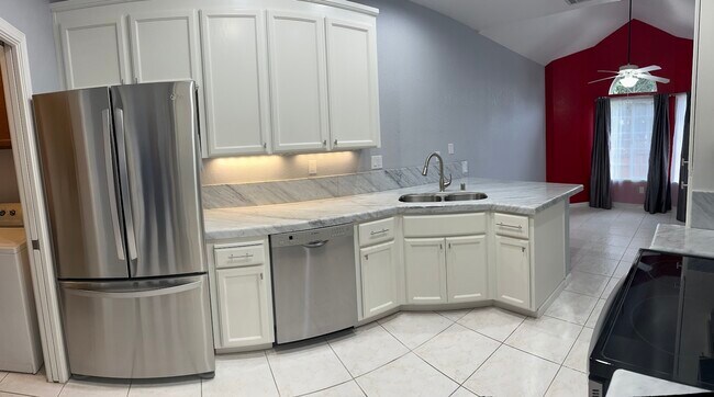 Foto del edificio - 2641 Heritage Park Cir