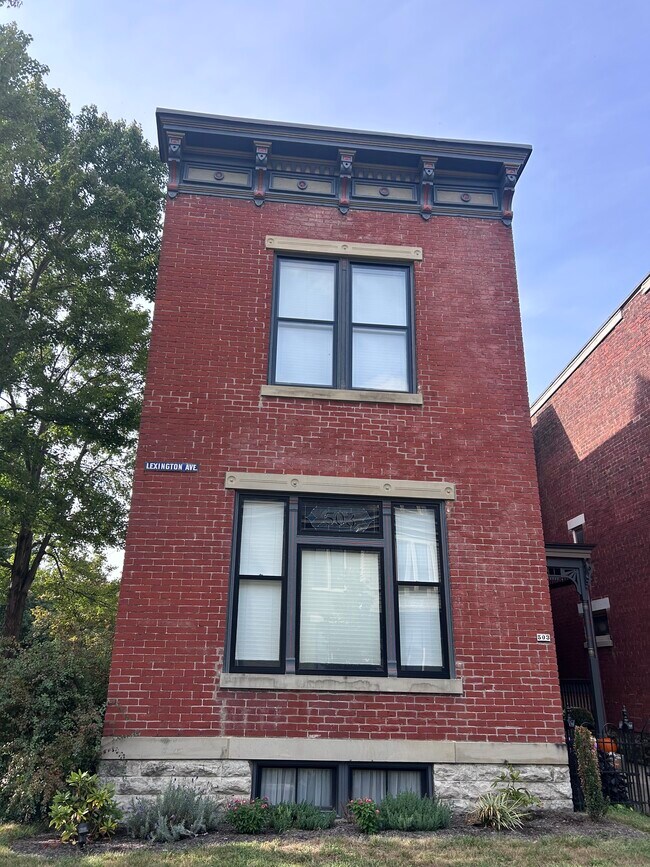 Building Photo - 503 Lexington Ave