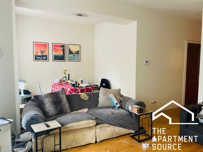 Foto del edificio - 2315 N Leavitt St