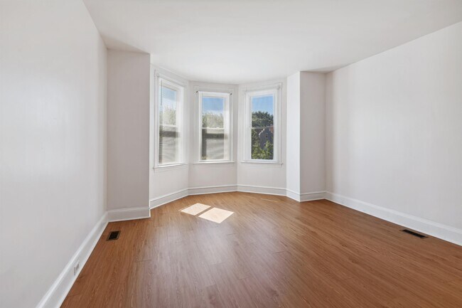 Foto del edificio - 1606 Gwynns Falls Pkwy