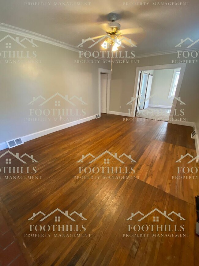 Building Photo - 4 Bedroom House Near Anderson University