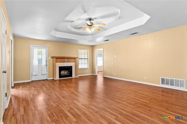 Building Photo - 3923 Oak Valley Dr