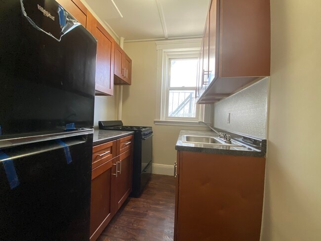 Building Photo - 1191 Boylston St