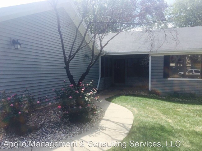 Building Photo - 3 br, 3 bath House - 1206 Hampton Drive