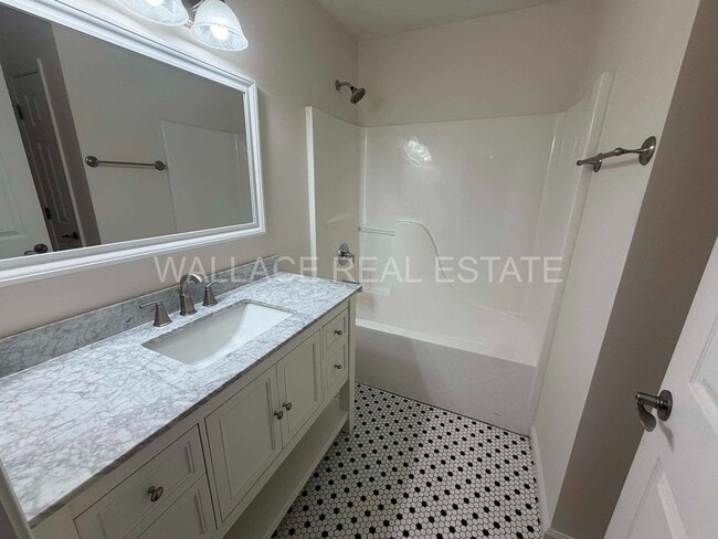 Photo - SPACIOUS 3 BEDROOM CONDO IN ANDERSON RIDGE ON GLEASON DRIVE!!