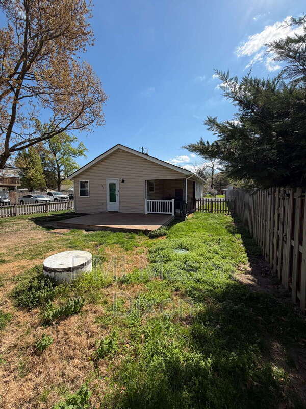 Building Photo - 7810 E Rd