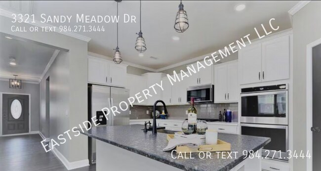 Foto del edificio - 3321 Sandy Meadow Dr