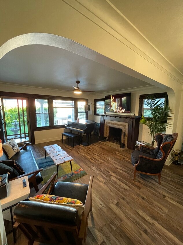 38 Houses for Rent in Silver Lake, CA Westside Rentals