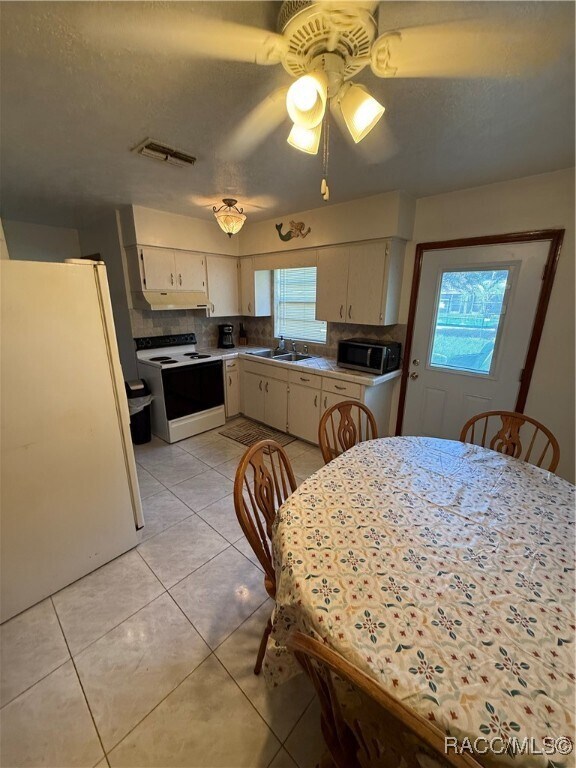 Building Photo - 9469 W Milwaukee Ct