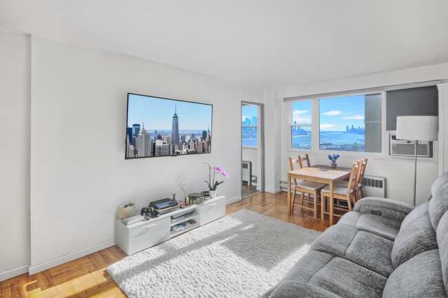 Foto del edificio - 6515 Boulevard E