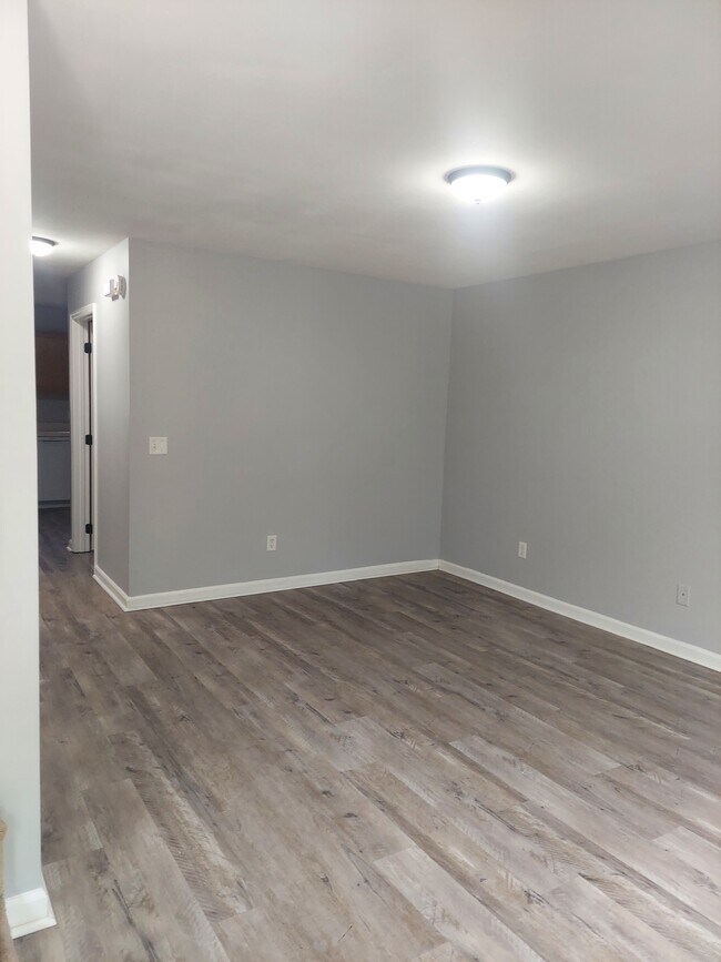 Foto del edificio - 1438 Vance Rd