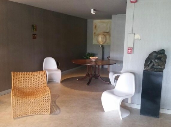 Foto del edificio - 3080 Walnut Grove Rd