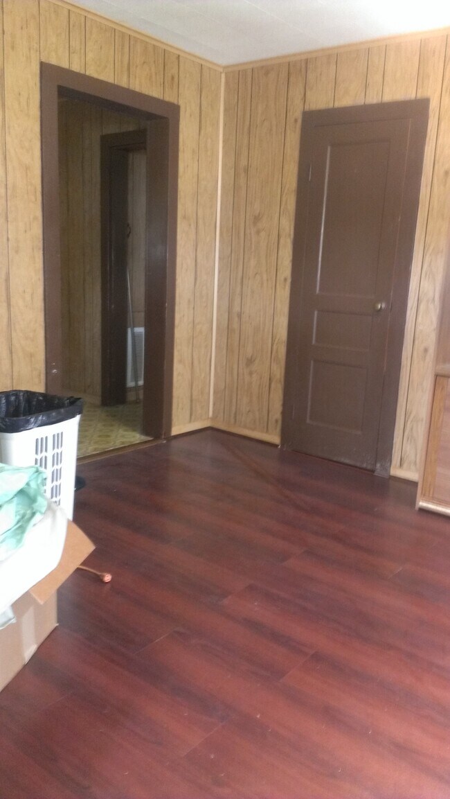 Foto principal - 139 Colonial Avenue