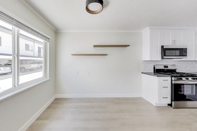 Foto del edificio - 1265 Oak Grove Ave