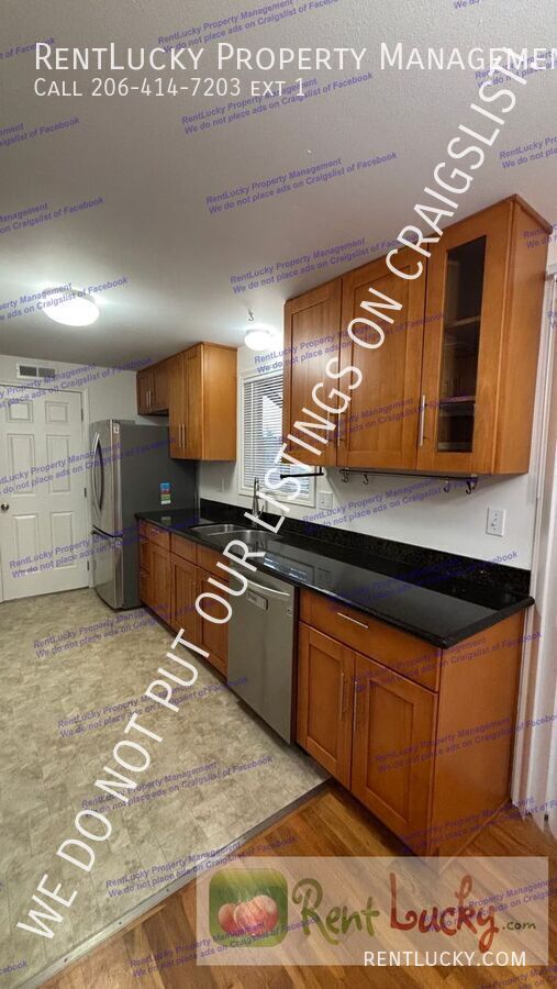 Building Photo - 2731 SW 332nd Ct