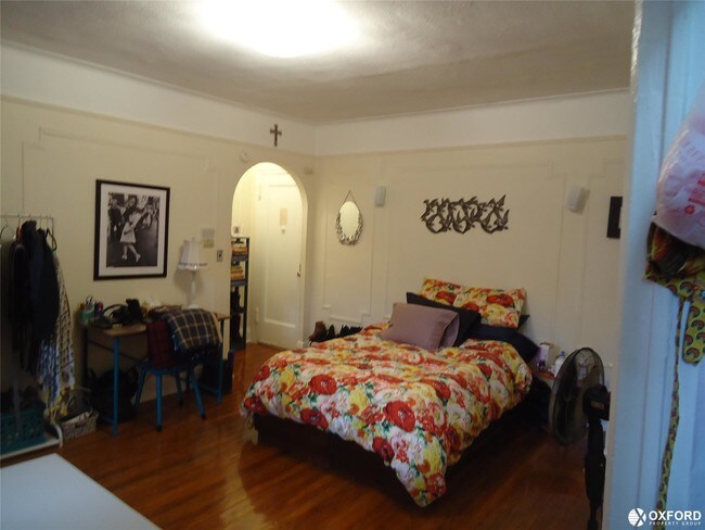Foto del edificio - 3216 Crescent St