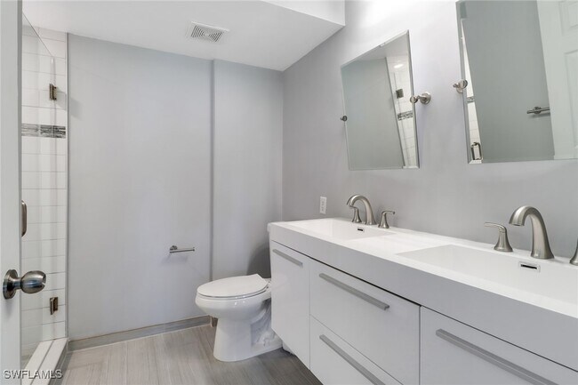 Building Photo - 125 Wading Bird Cir