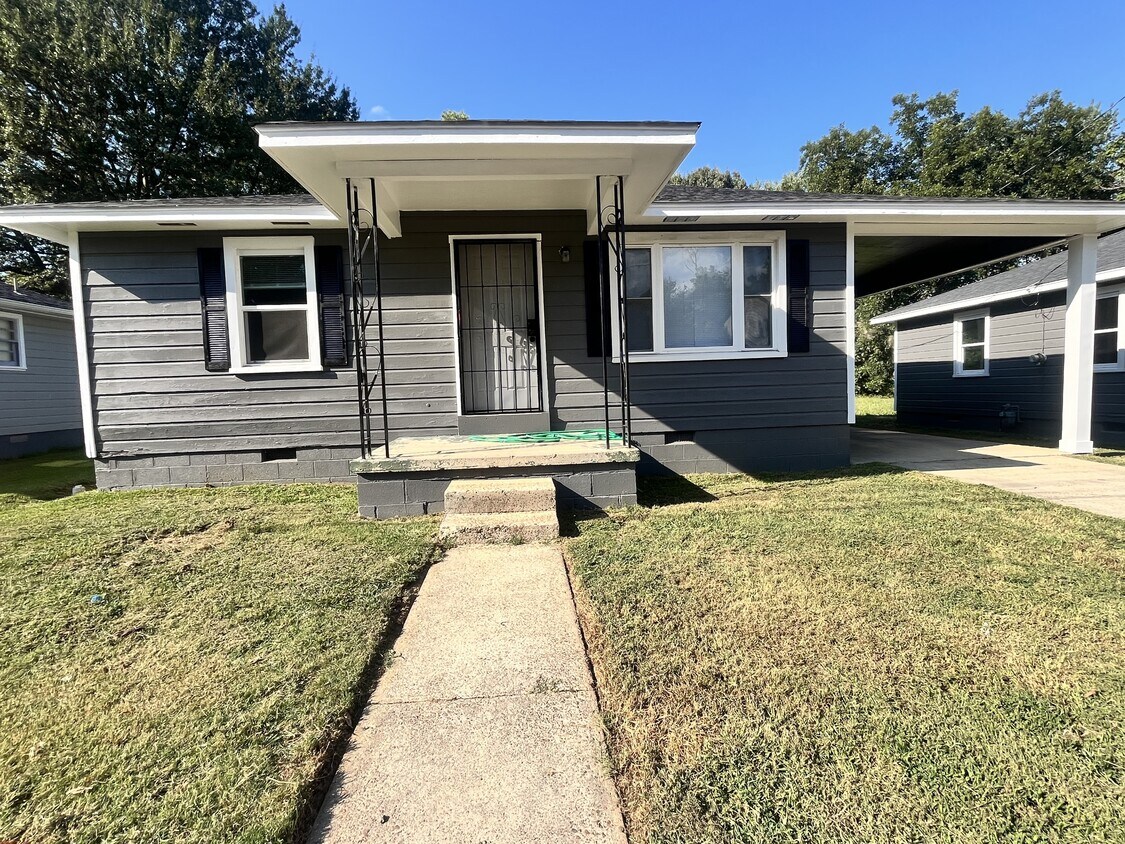 Foto principal - 51 Cloverdale St