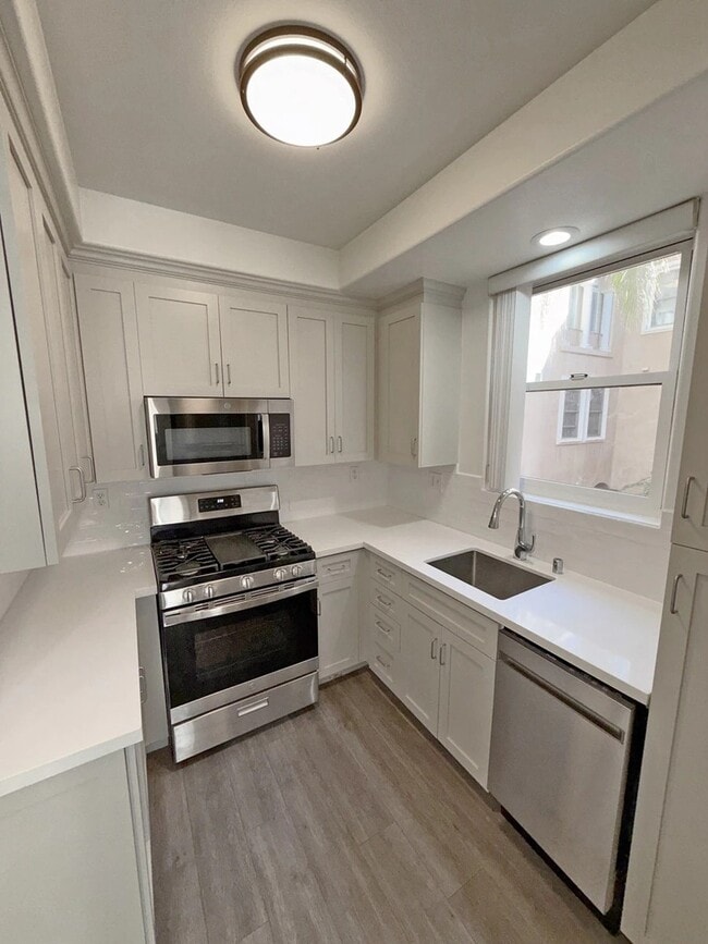 Building Photo - 4638 Sepulveda Blvd