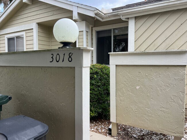 Foto del edificio - 3018 Sail Pointe Cir