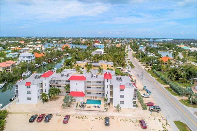 Foto del edificio - 605 Sombrero Beach Rd