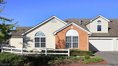 Building Photo - 42 Chandler Ct