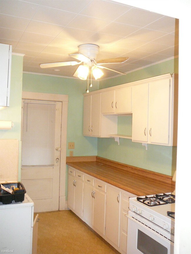 Building Photo - 2215 Miner Ave
