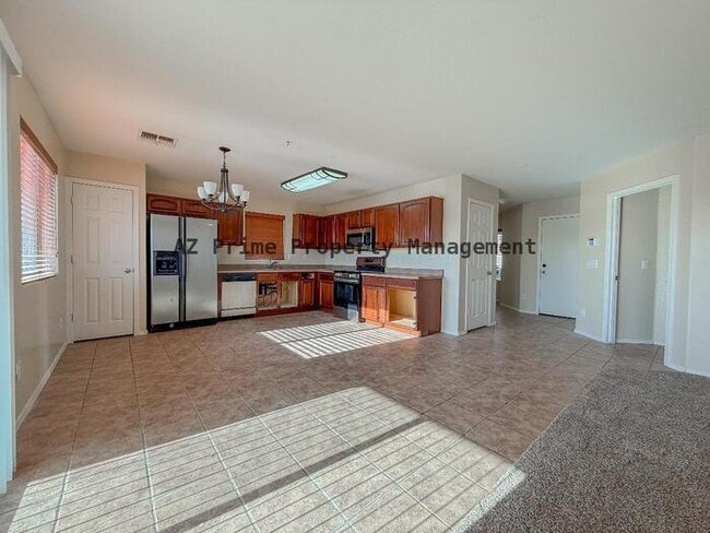 Building Photo - 24016 N Oasis Blvd