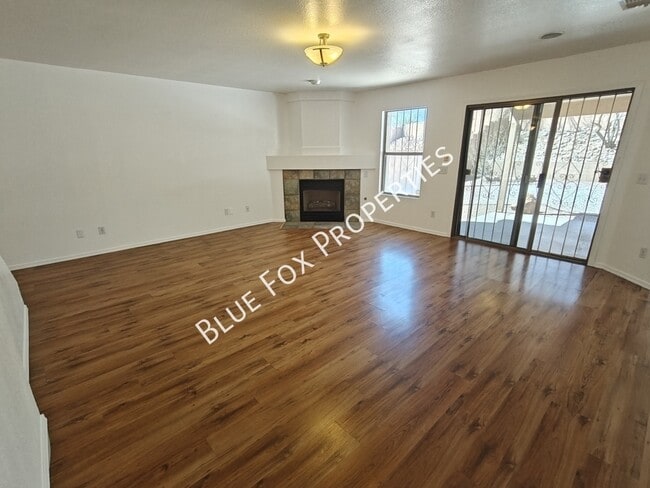 Building Photo - 3421 N Green Gulch Ct