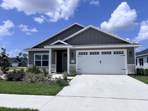 Building Photo - 6686 SW 1 Ln