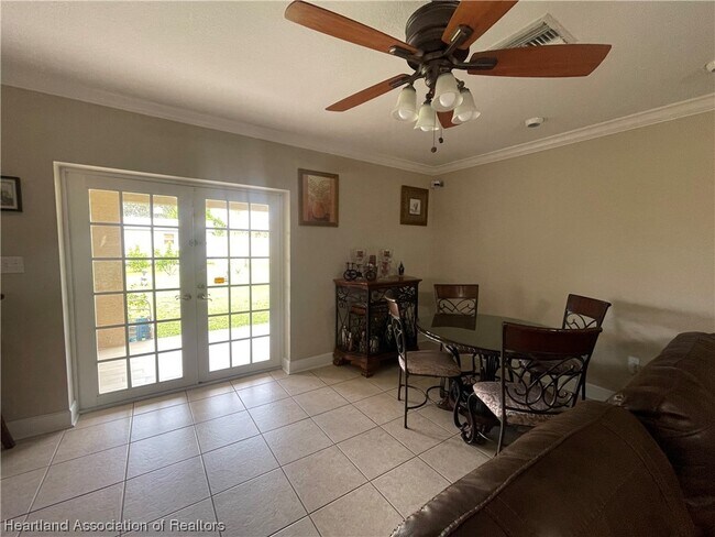 Foto del edificio - 4050 Placid Lakes Blvd