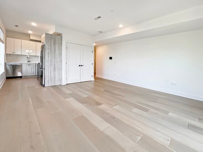 Foto del edificio - 917 Bennington St