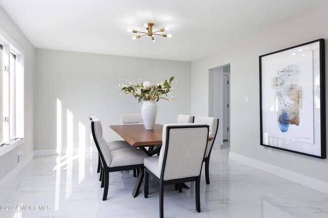 Foto del edificio - 854 Brown Ct