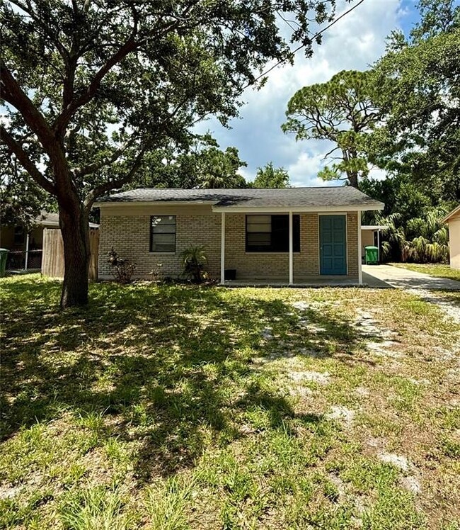Building Photo - 2805 W Wallace Ave