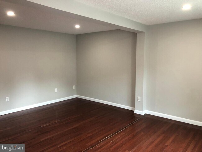 Building Photo - 3472 Belfry Ln