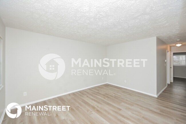 Foto del edificio - 9413 Rochelle Dr