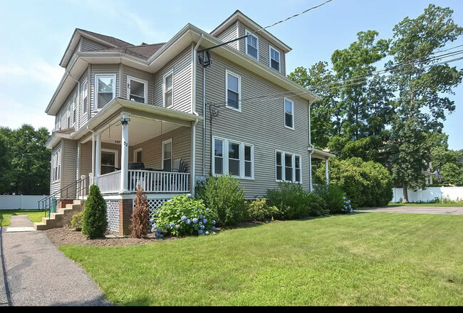 Building Photo - 54 Colburn St